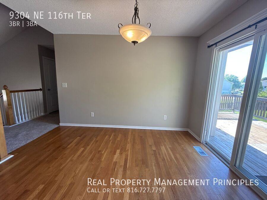 9304 Ne 116th Ter - Photo 6 of 21