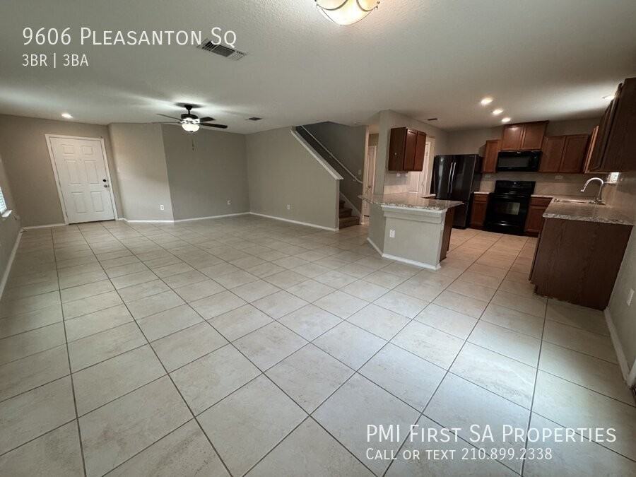 9606 Pleasanton Sq - Photo 3 of 16