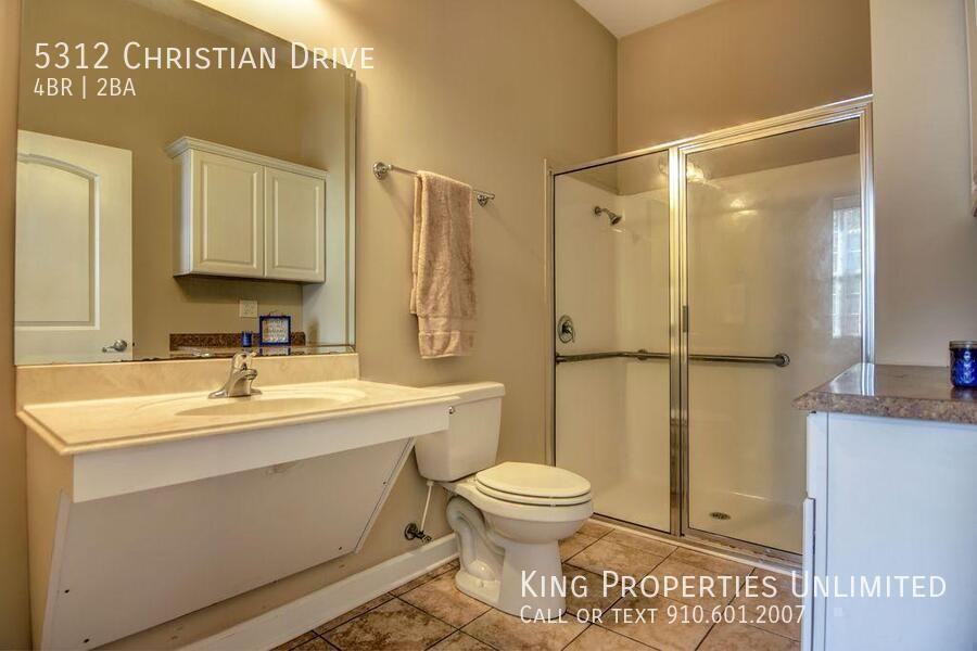 5312 Christian Dr - Photo 5 of 25