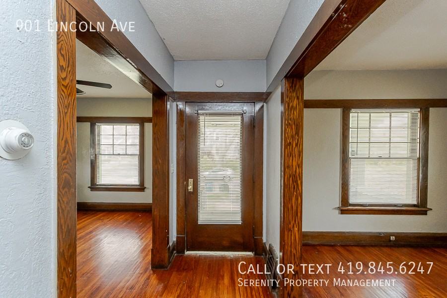 901 Lincoln Ave - Photo 3 of 15