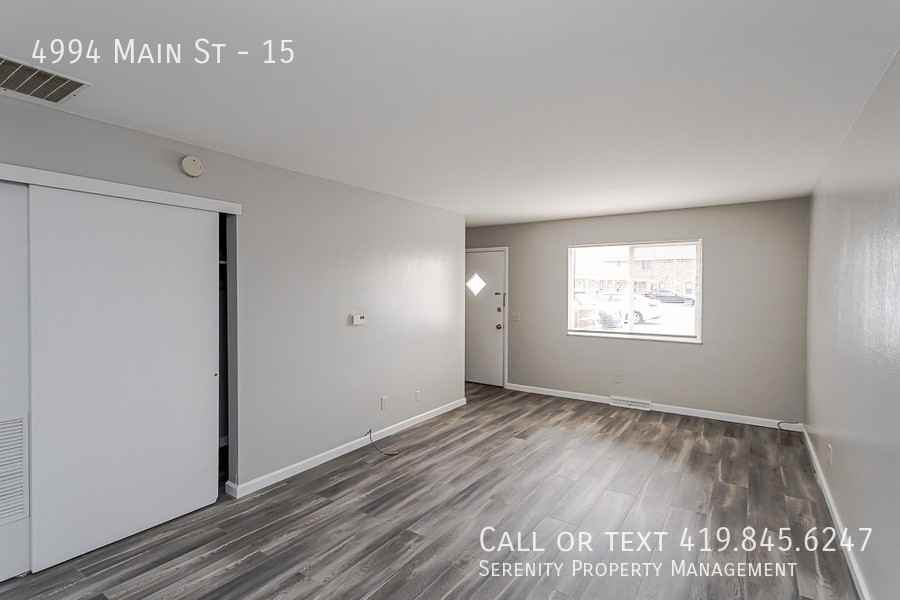 4994 Main St #15 - Photo 4 of 12