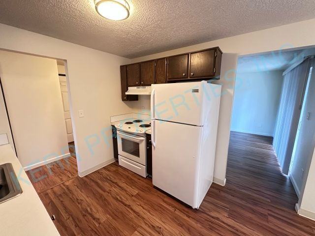 6498 Lowry Dr #5 - Photo 6 of 16