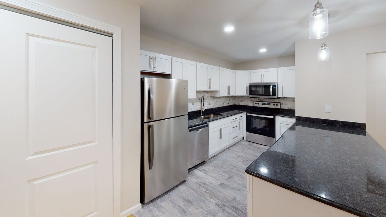 465 Whalley Ave #E - Photo 2 of 21