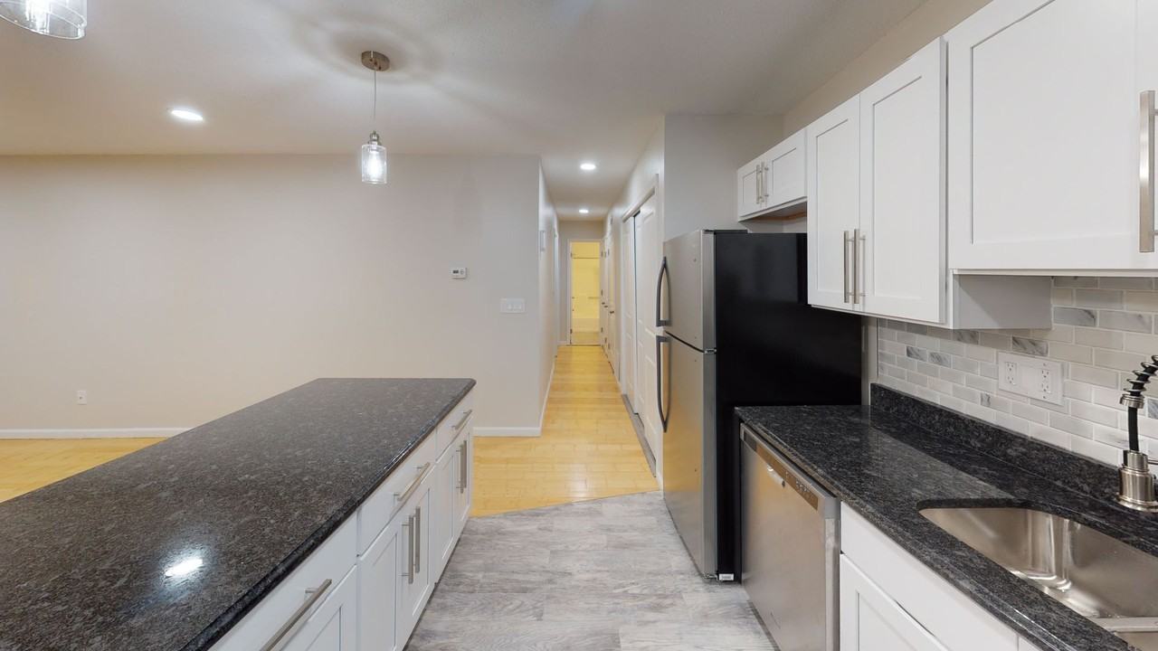465 Whalley Ave #E - Photo 6 of 21