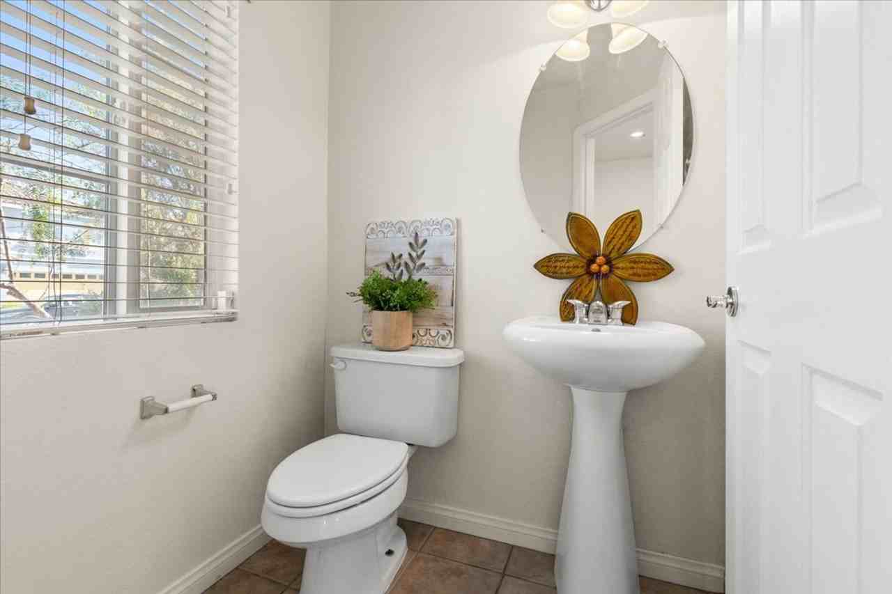 6647 Rumba Ct - Photo 6 of 34