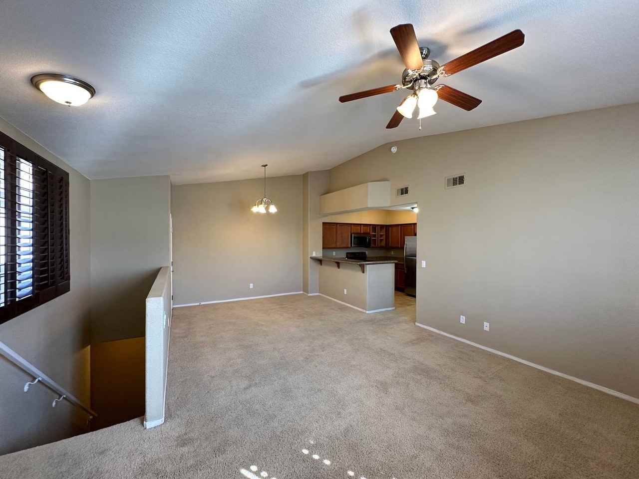 1621 Queen Victoria St #201 - Photo 6 of 19