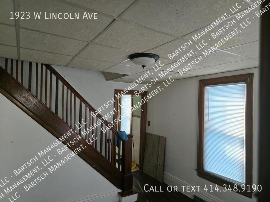 1923 W Lincoln Ave - Photo 3 of 10