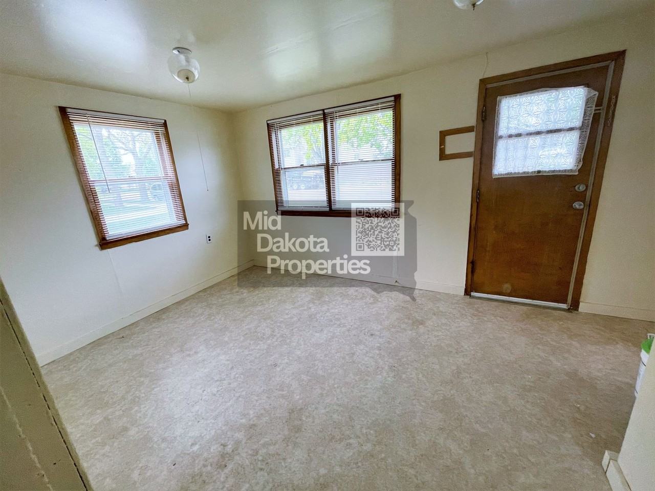 1016 S Duff St - Photo 6 of 22