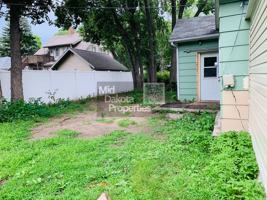 featured image of 219 N Montana St