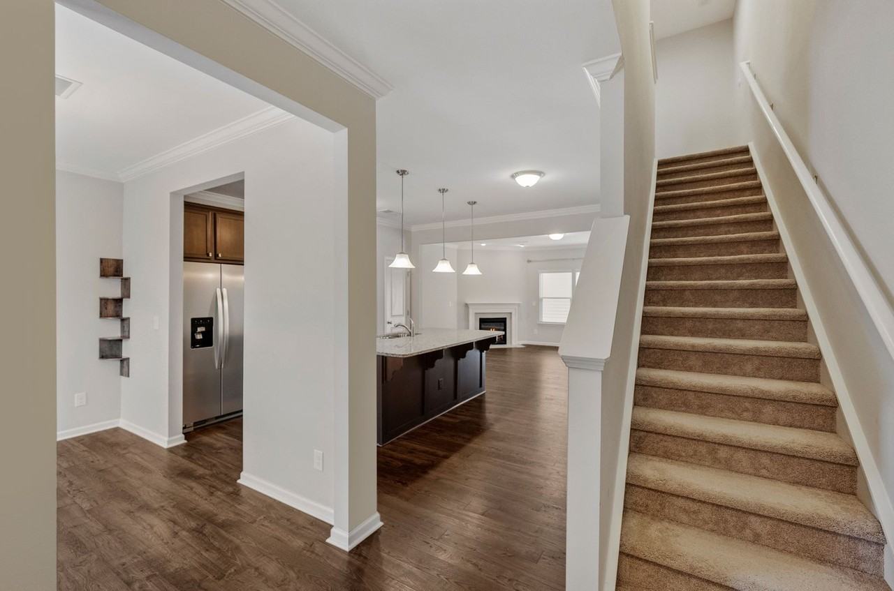 115 Winifred Dr - Photo 2 of 17