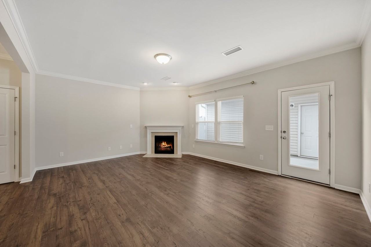 115 Winifred Dr - Photo 7 of 17