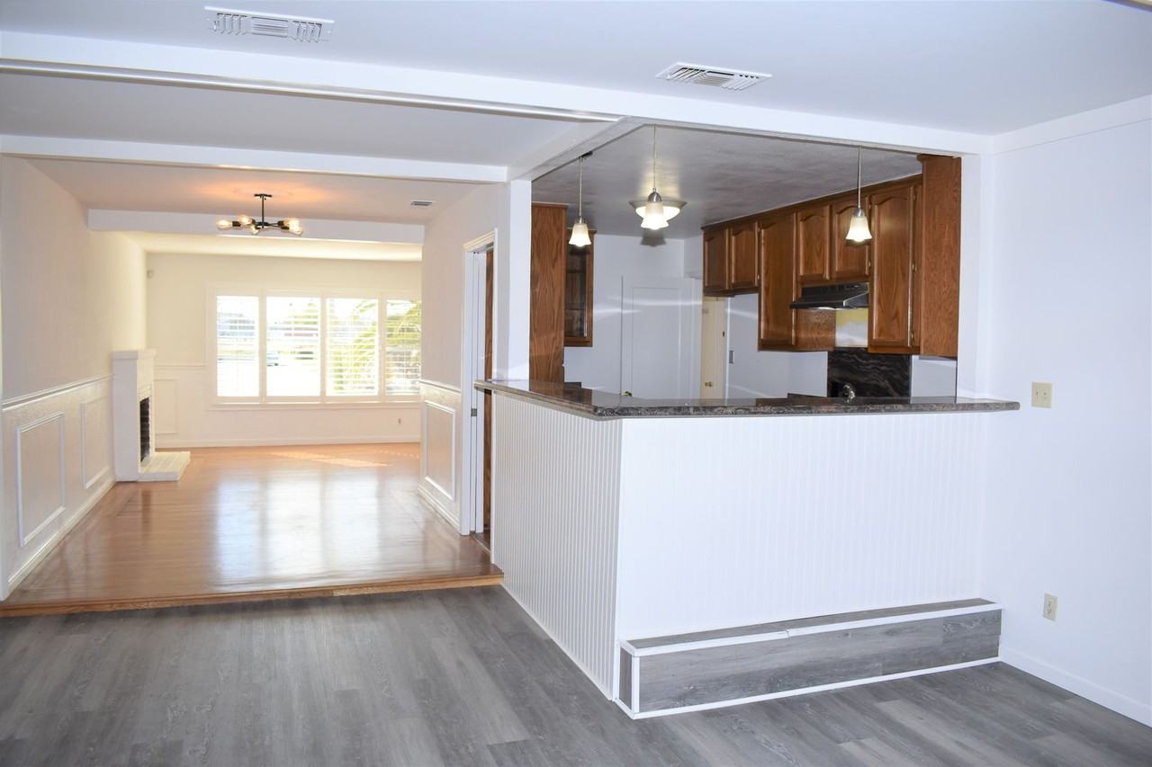 6661 9th Ave - Photo 6 of 19