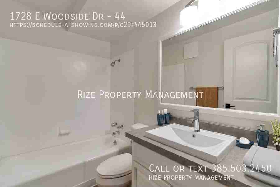 1728 E Woodside Dr #44 - Photo 5 of 19