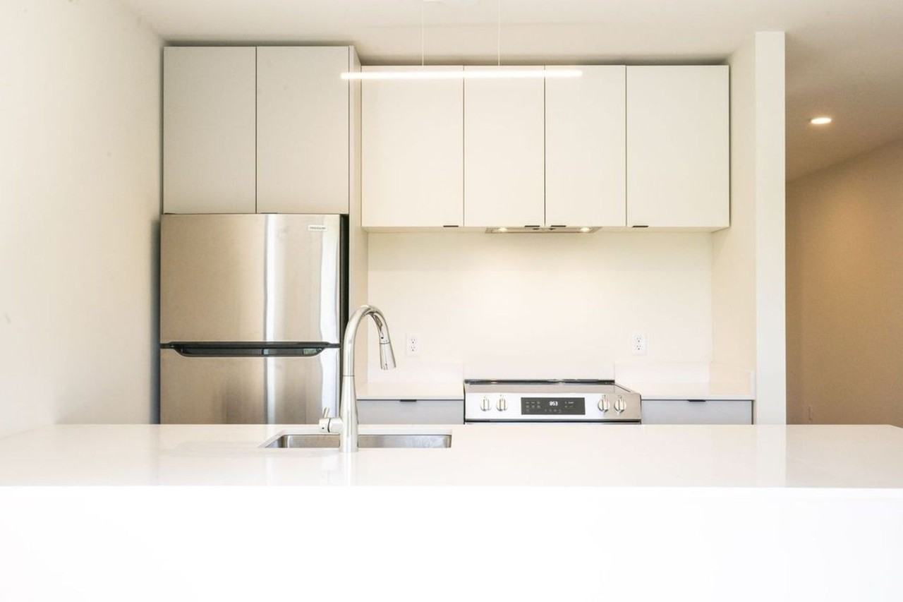 Bryant Park Lofts - Photo 3 of 13