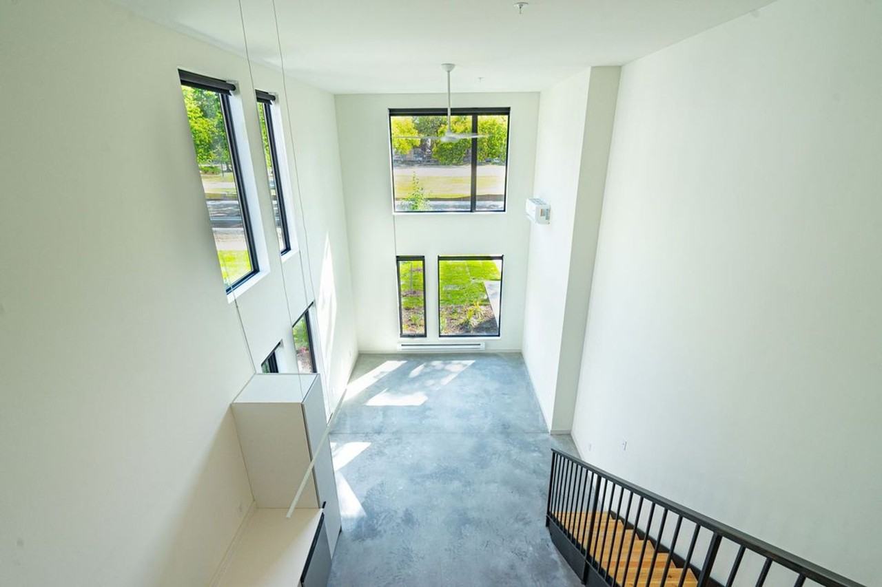 Bryant Park Lofts - Photo 4 of 13
