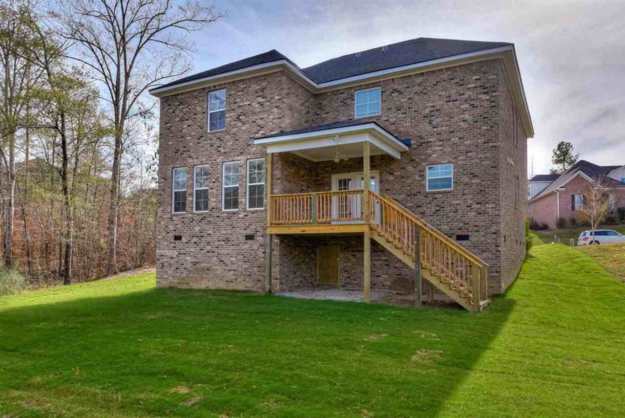 1011 Spotswood Cir - Photo 2 of 44