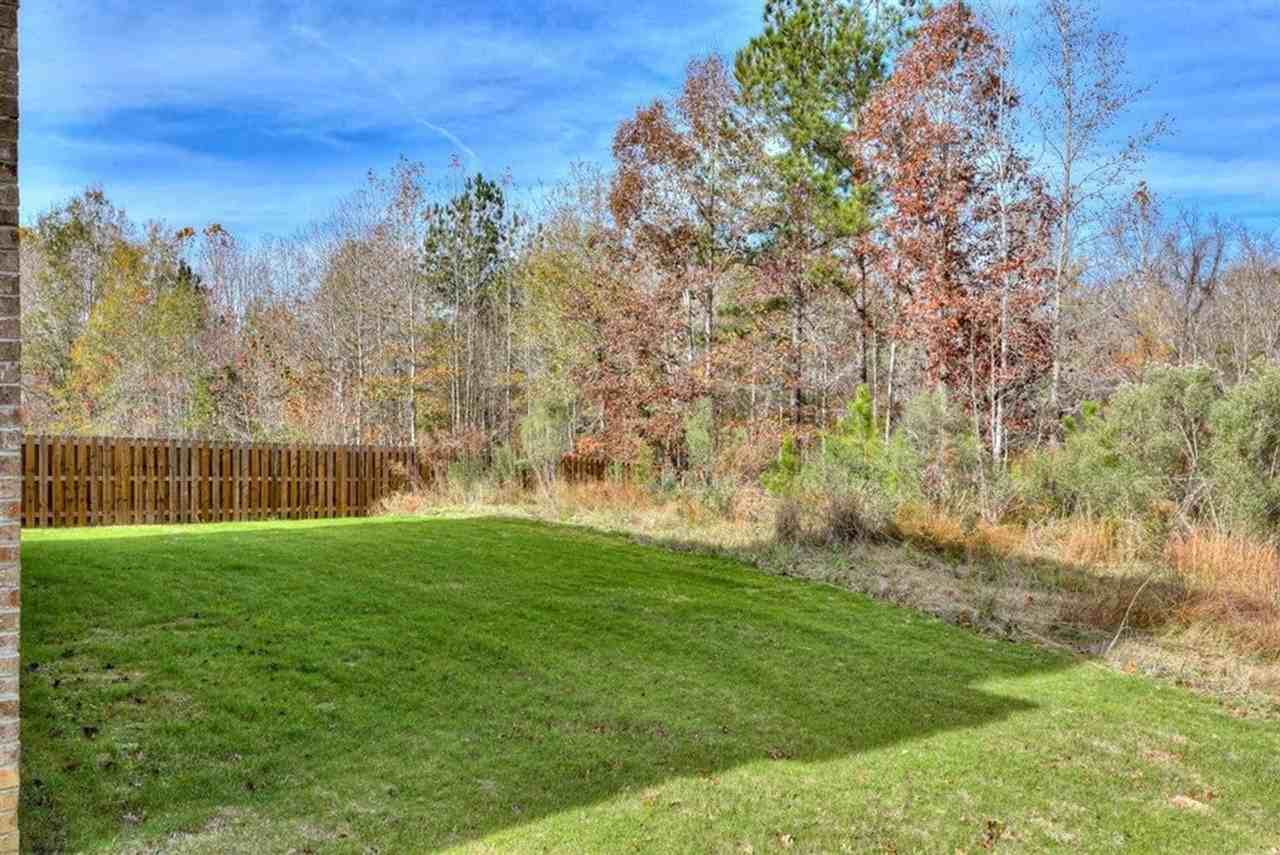 1011 Spotswood Cir - Photo 4 of 44