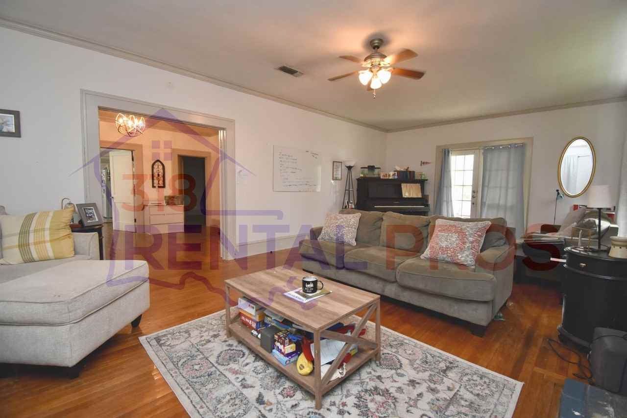 706 W Georgia Ave - Photo 5 of 22