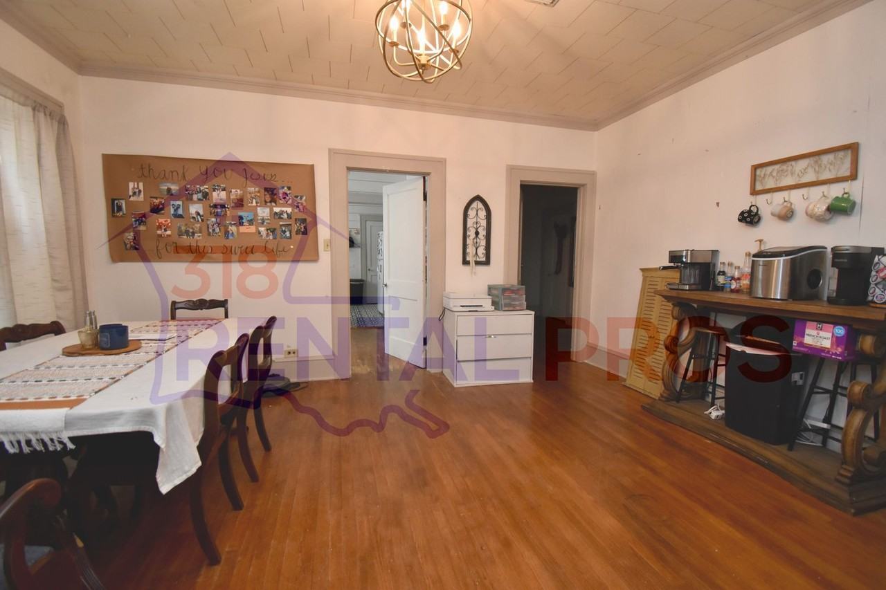 706 W Georgia Ave - Photo 6 of 22
