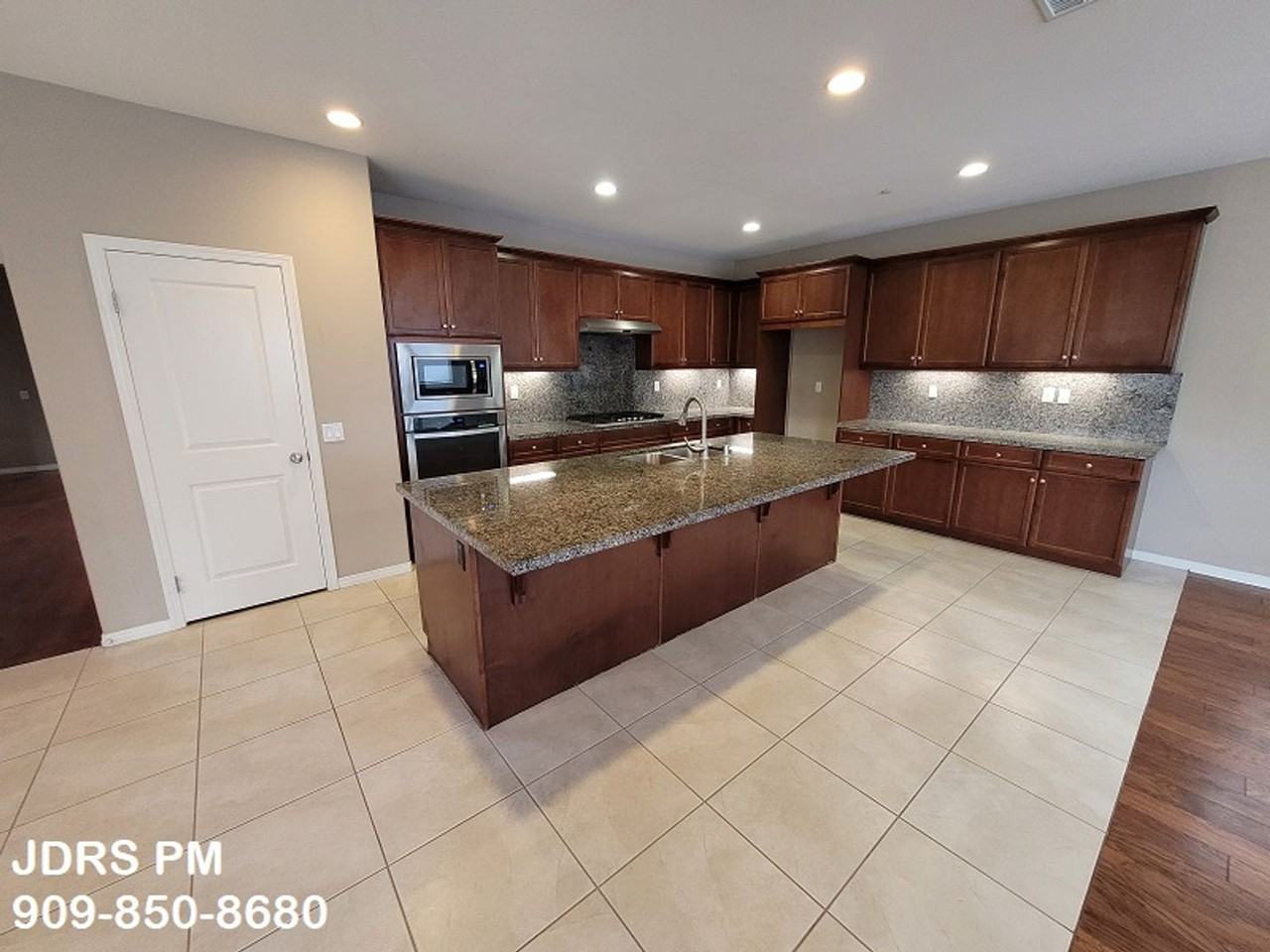 14425 Willamette Ave - Photo 2 of 22