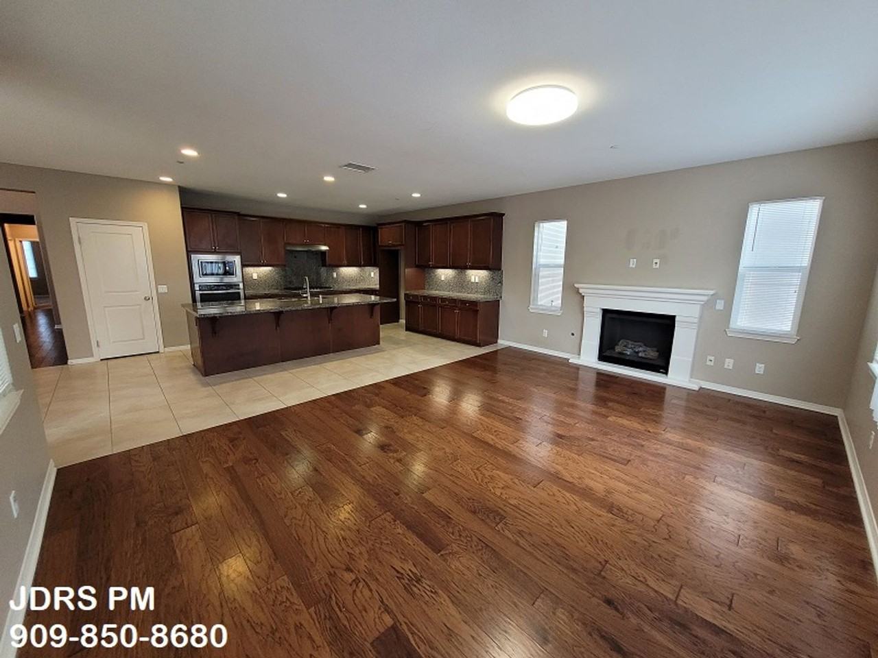 14425 Willamette Ave - Photo 3 of 22