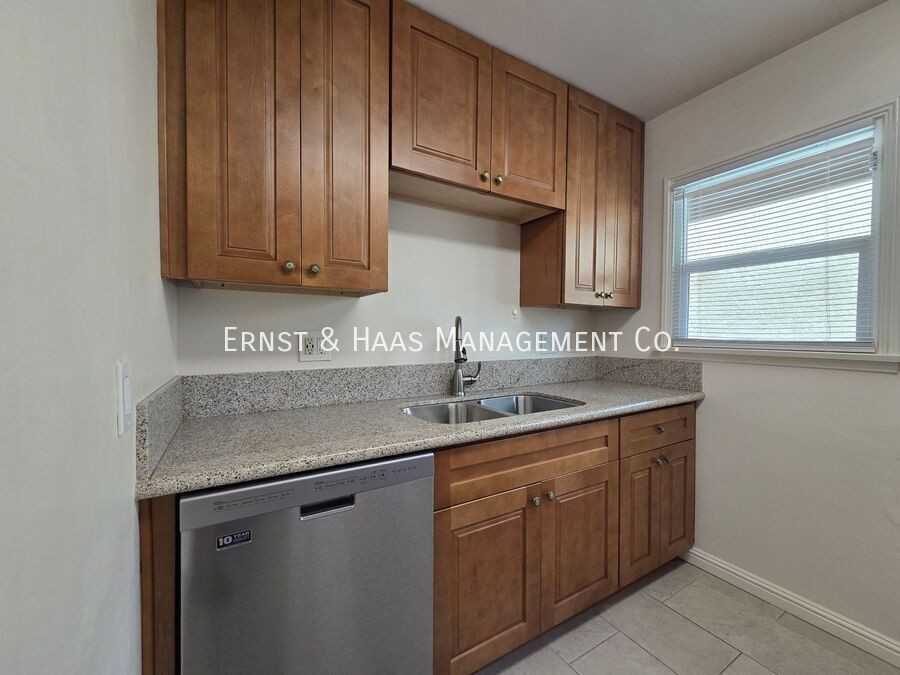 5235 E The Toledo #C - Photo 6 of 11