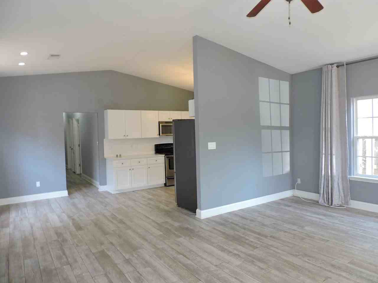 1307 N 6th Ave - Photo 3 of 27