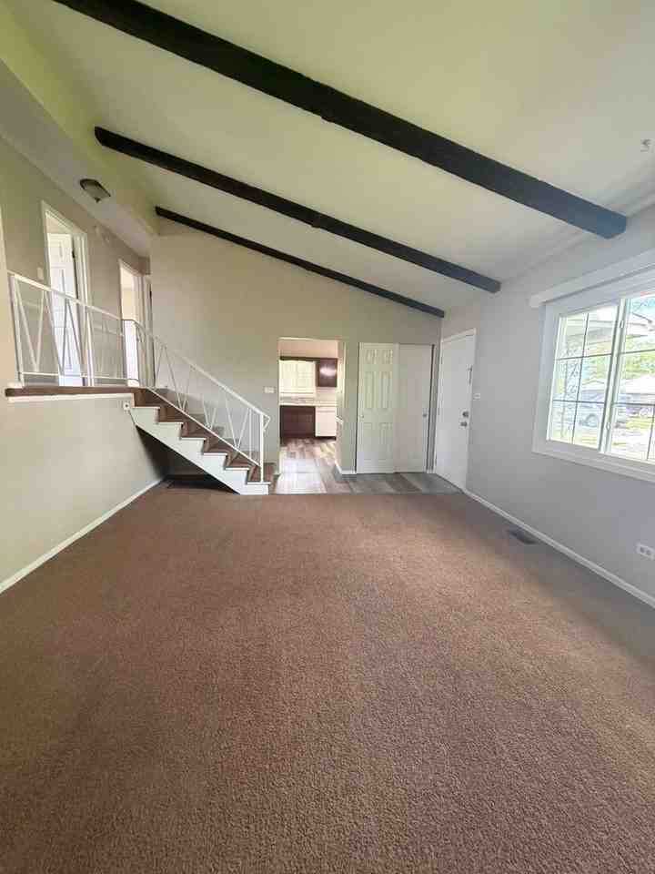 1688 Clifford St - Photo 4 of 26