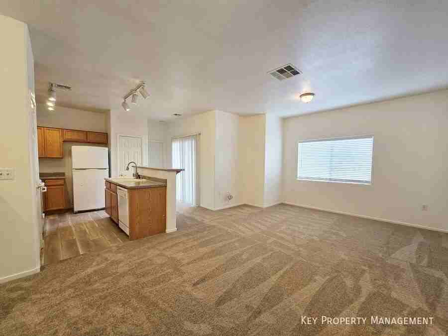 6320 Desert Leaf St #1 - Photo 6 of 22