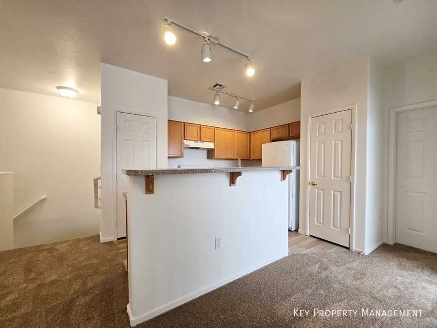 6320 Desert Leaf St #1 - Photo 7 of 22