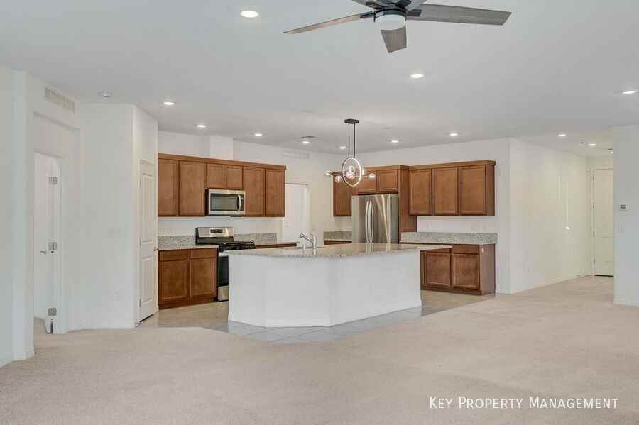 624 Stone Hammer Ave - Photo 4 of 20