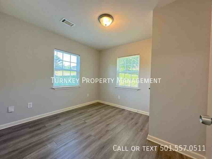 502 Rice St - Photo 5 of 10