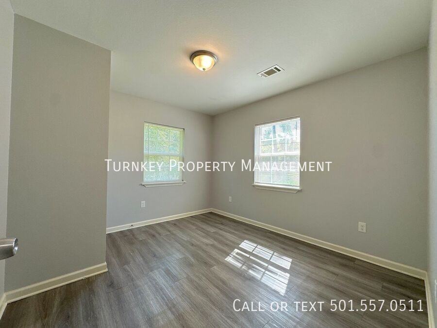 502 Rice St - Photo 7 of 10