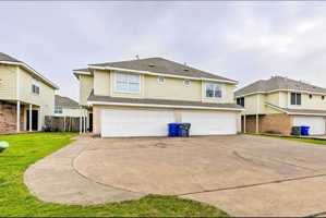 featured image of 2533 S 3rd St