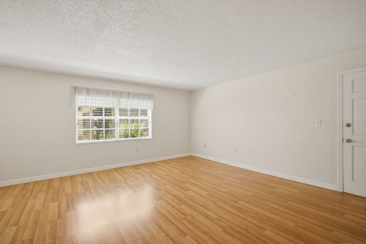 4315 Aegean Dr #102C - Photo 5 of 25