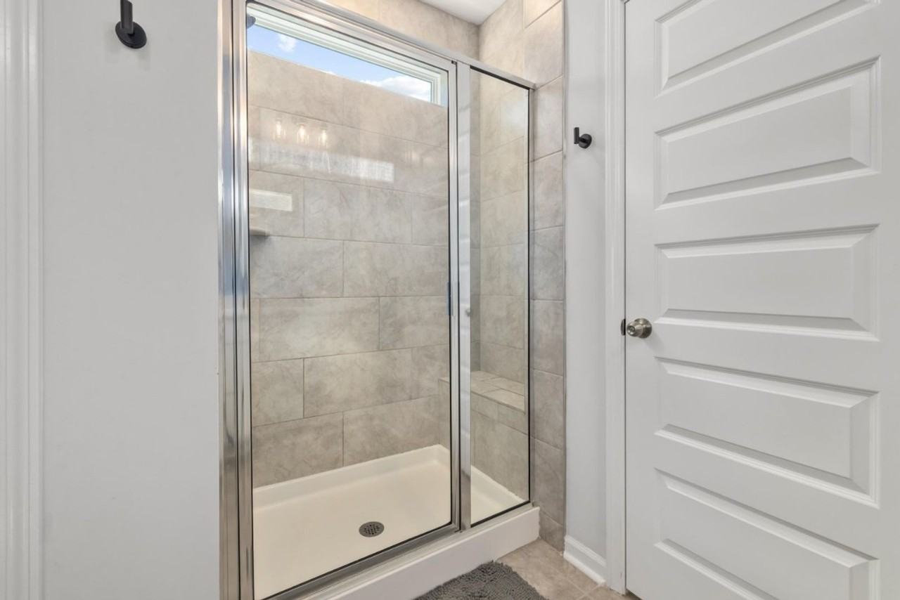 135 Empyrean Cir - Photo 5 of 9