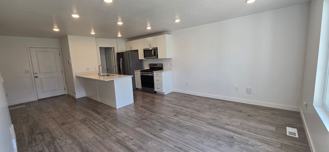 1208 W Summit Ridge Pkwy - Photo 1 of 1