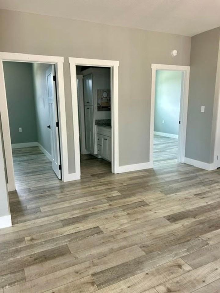 166 Lakeshore Bay Dr - Photo 4 of 26