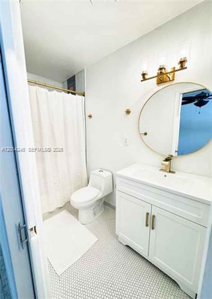8320 Nw 180th St #0 - Photo 6 of 8