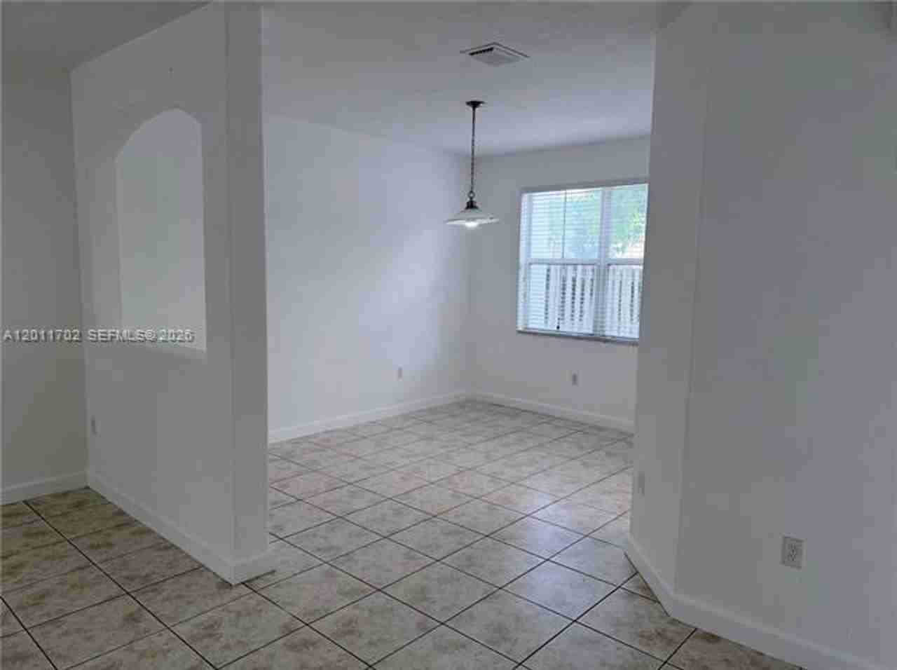 8720 Nw 111th Ct #0 - Photo 5 of 21