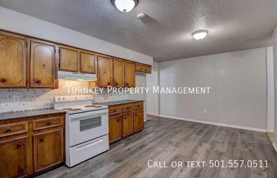 9012 Tanya Dr #B - Photo 2 of 15