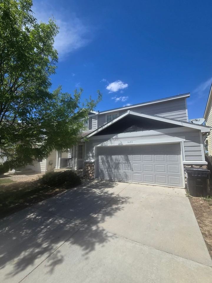 1653 Wagonwheel Dr - Photo 4 of 50