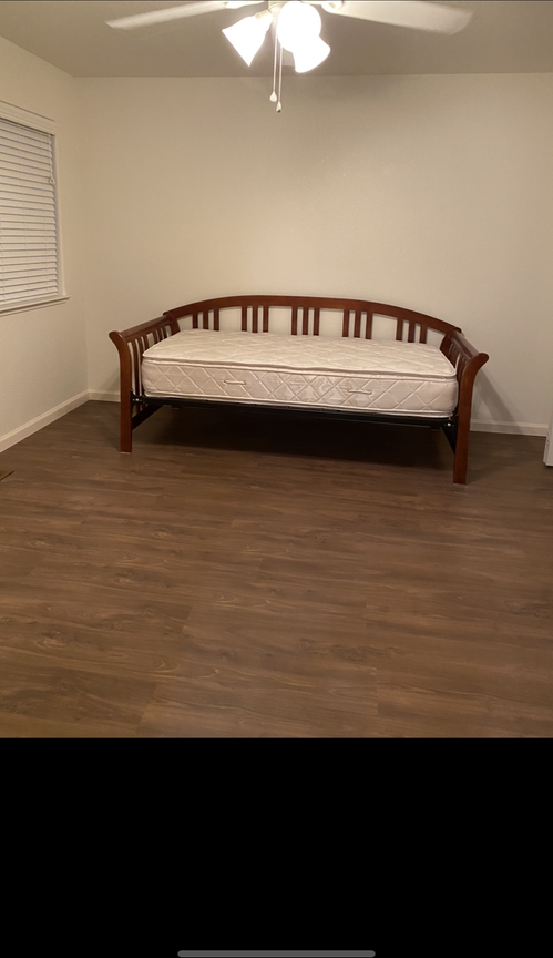 3044 Austin Ln - Photo 6 of 9