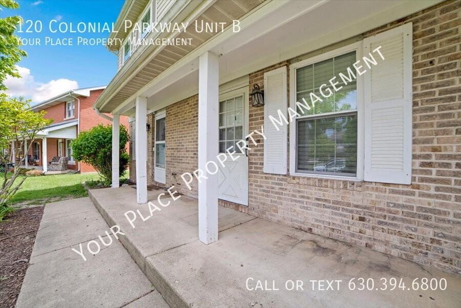 120 Colonial Pkwy Unit B - Photo 3 of 31
