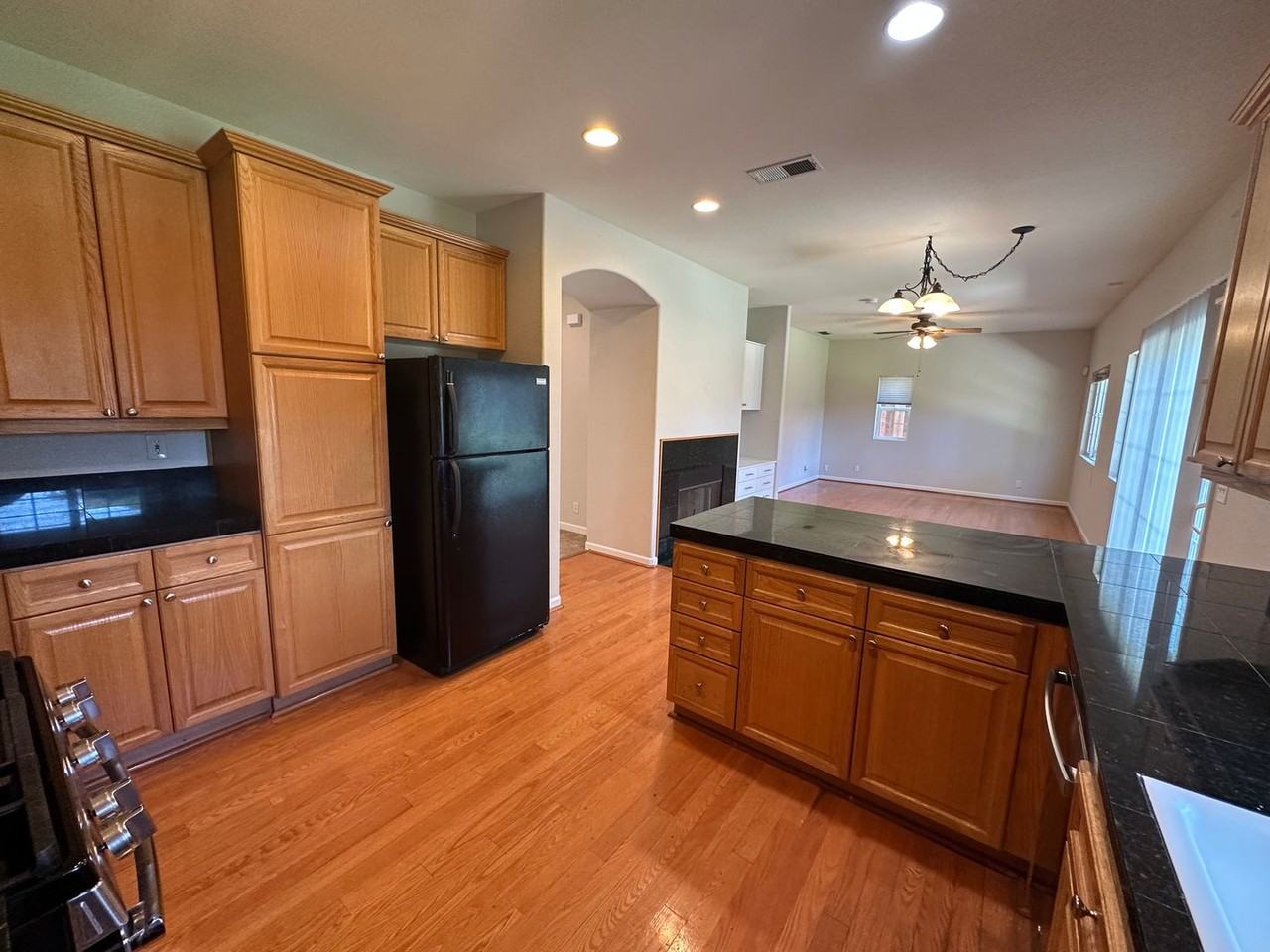 1785 Corte Vista St - Photo 5 of 19