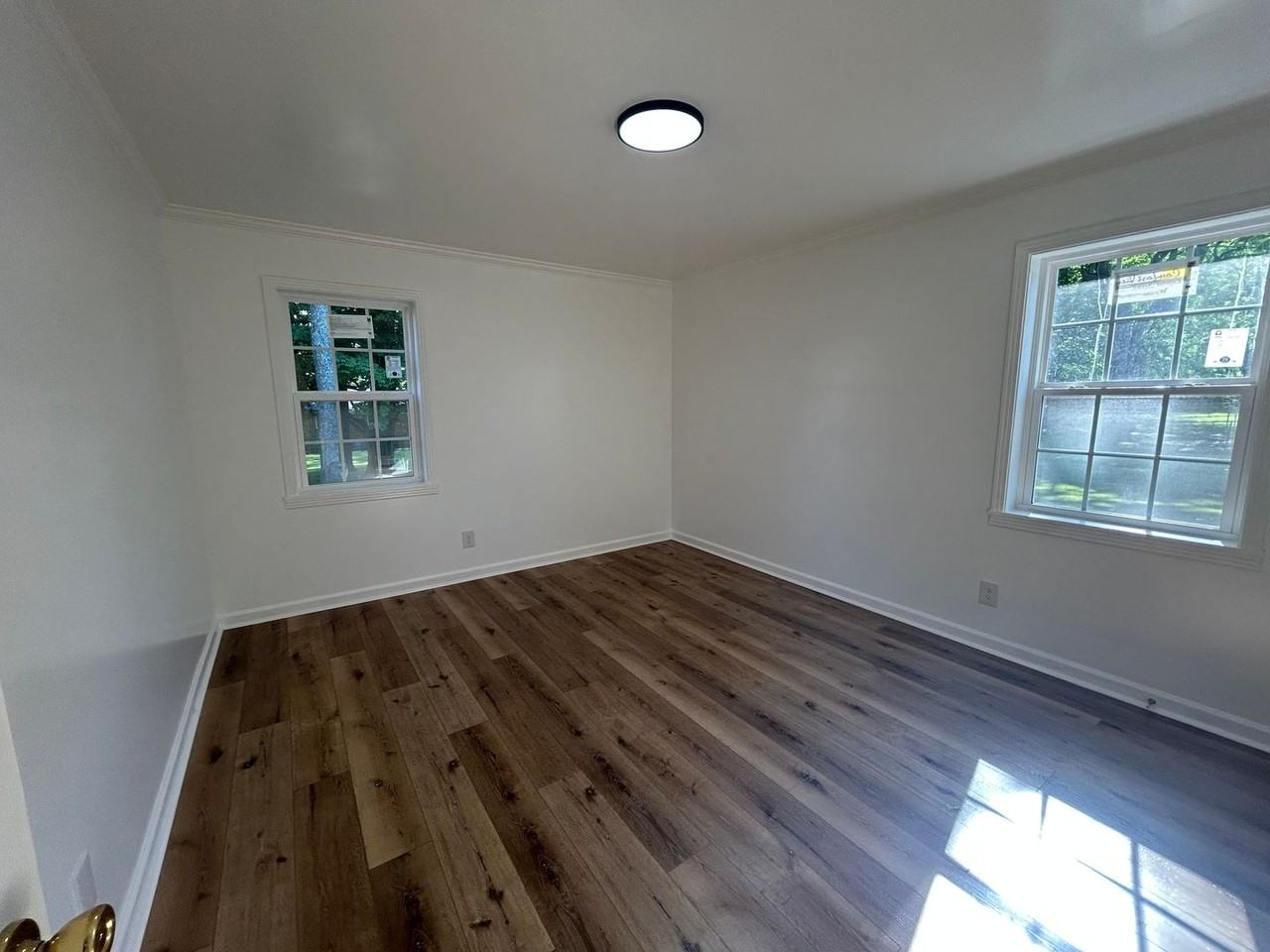 1110 Westmoreland St - Photo 7 of 9