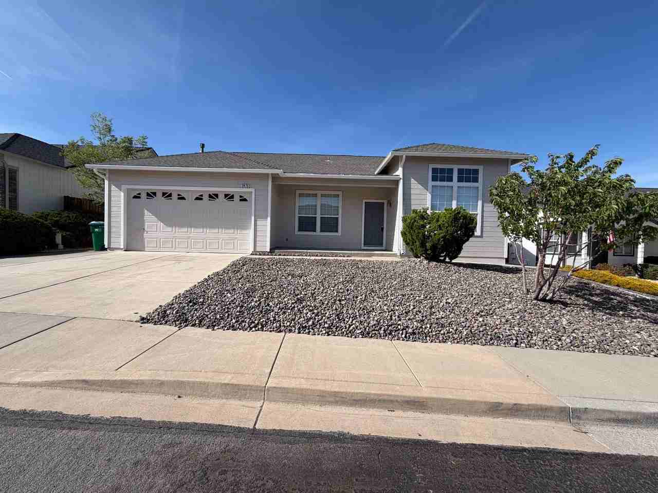3475 Big Sky Dr - Photo 2 of 28