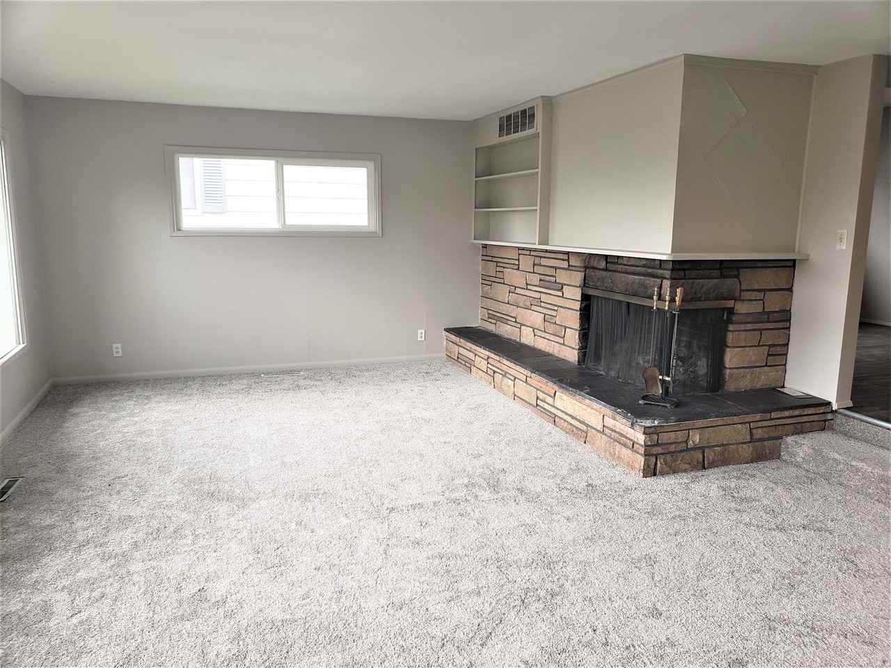 2834 Cornwall Ave - Photo 3 of 19