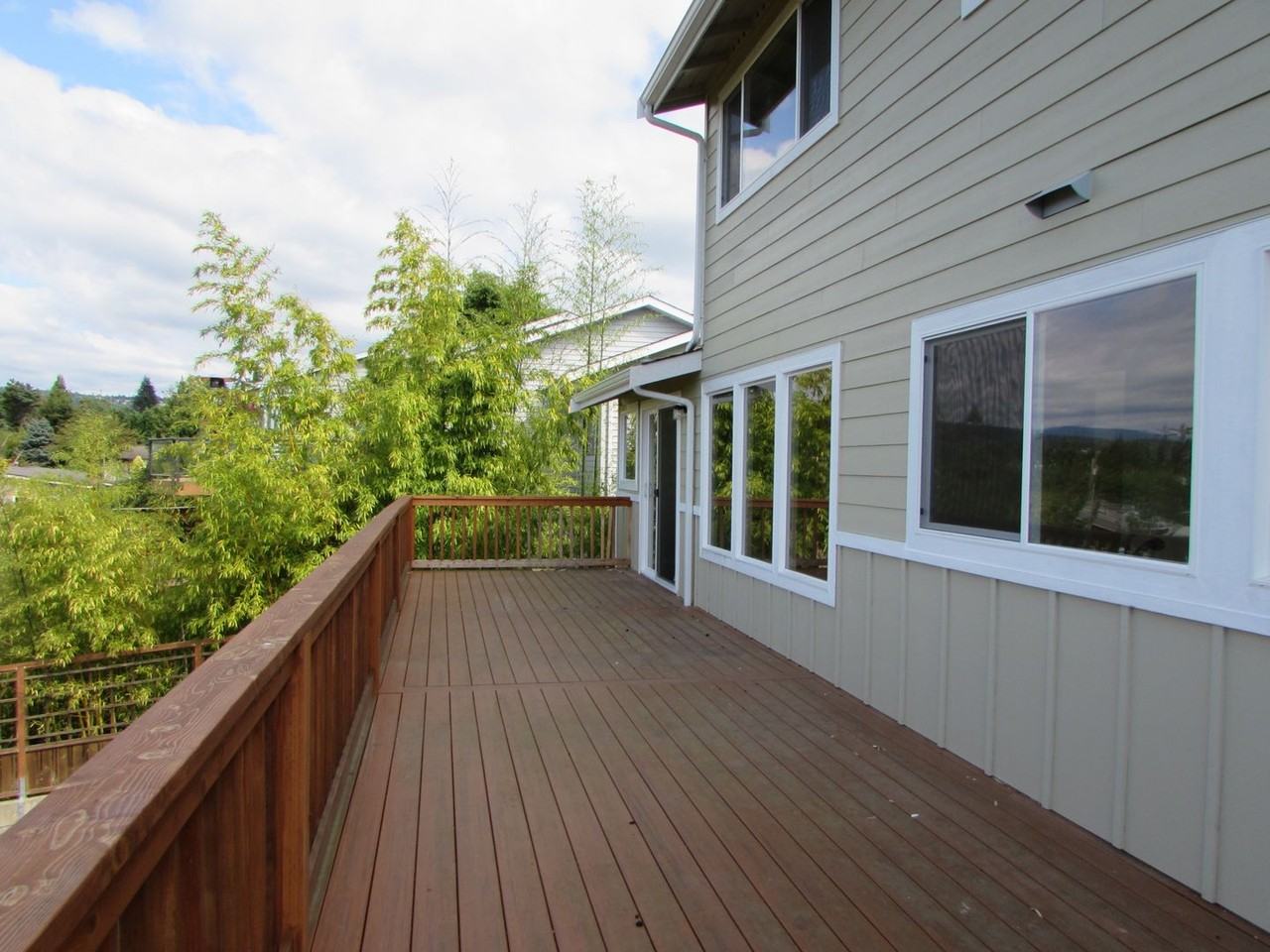 213 Bayside Rd - Photo 6 of 50
