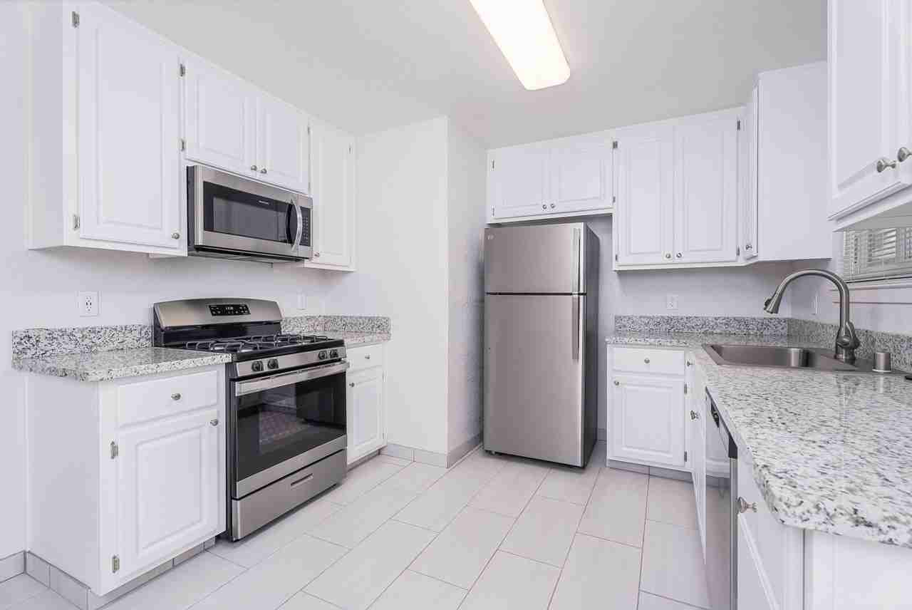6037 N Haven Dr - Photo 7 of 20